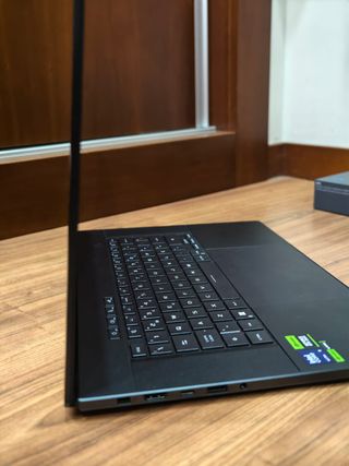 ASUS ROG Zephyrus G16 GU605MI - Ultra 9 RTX