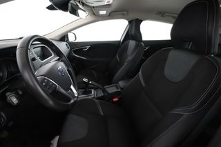 Volvo V40 2.0 D2 Momentum
