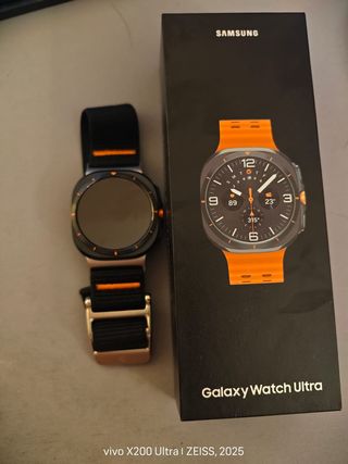 Samsung Galaxy Watch Ultra Preto e Laranja