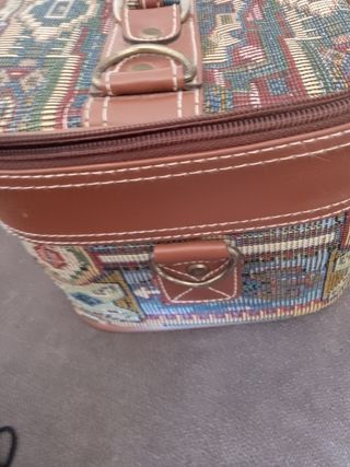 Neceser de viaje estampado
