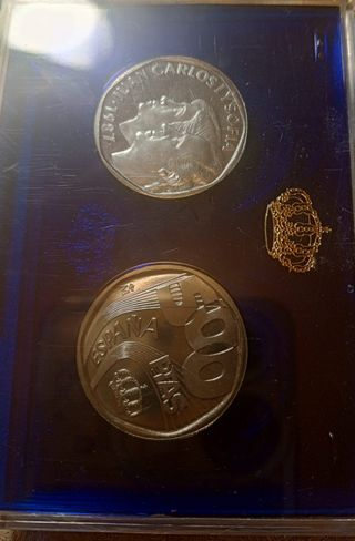 Estuche XXV Aniversario boda Reyes España  1987