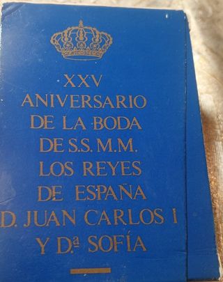 Estuche XXV Aniversario boda Reyes España  1987