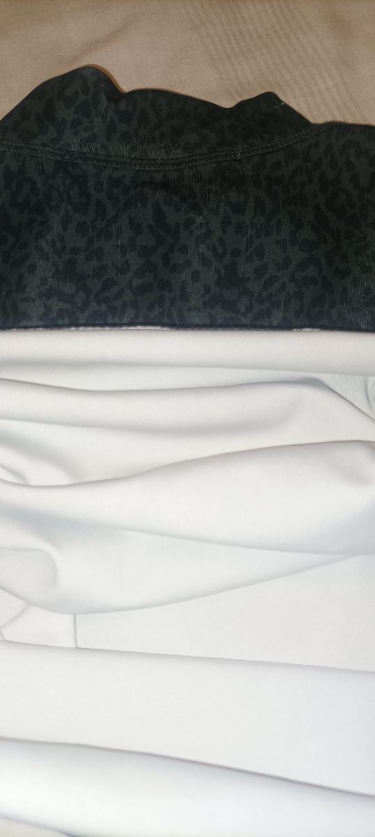 Crop top deportivo animal print