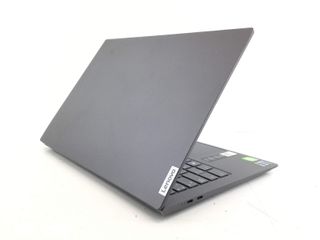 pc portatil lenovo 82sv
