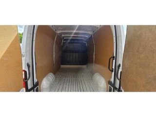 Nissan NV400 Furgon 2.3 dCi Comfort 3.5t L2H2 FWD 99 kW (135 CV)