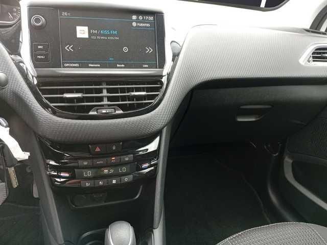 Peugeot 208 PureTech 110 SANDS Allure EAT6 81 kW (110 CV)