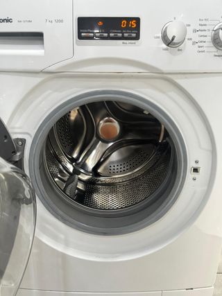 Lavadora Panasonic 7 kg 1200 rpm