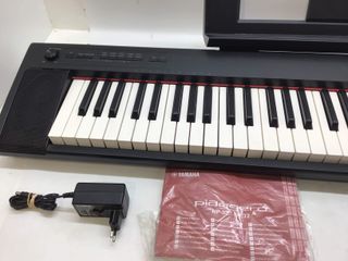 piano yamaha np-32