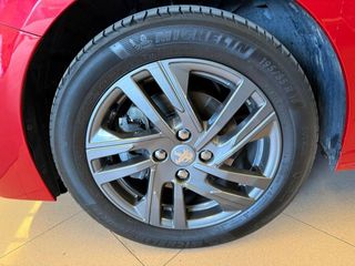 Peugeot 208 PureTech 73kW (100CV) EAT8 Allure