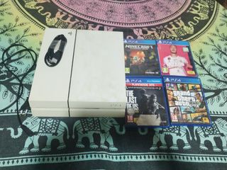 PS4 (PlayStation 4) Blanca