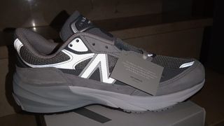New Balance 990v6