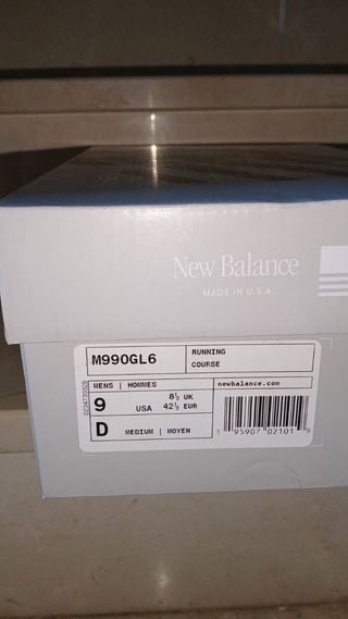 New Balance 990v6