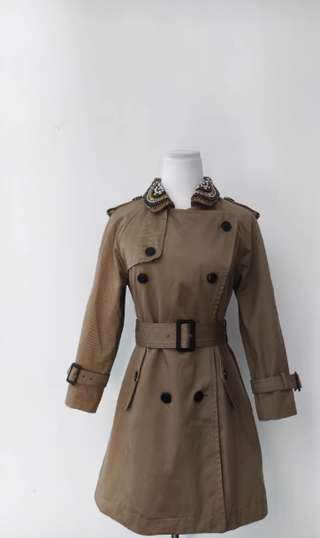 Abrigo Trench Basic House Beige Medio Largo