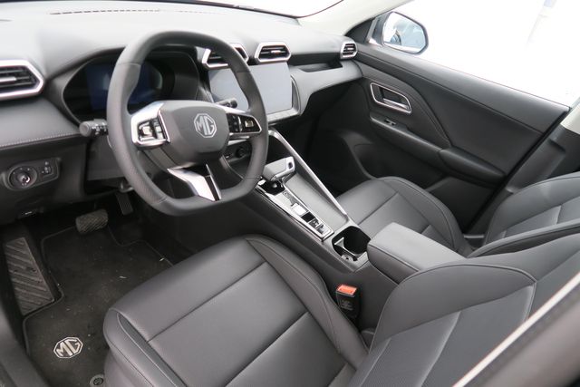 MG ZS SUV 1.5 HEV LUXURY 197 5P