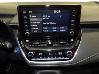 TOYOTA Corolla 1.8 125H ACTIVE TECH E-CVT