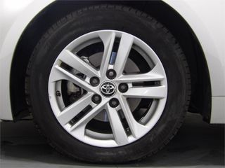 TOYOTA Corolla 1.8 125H ACTIVE TECH E-CVT