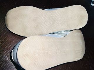 Reebok plateadas talla 38