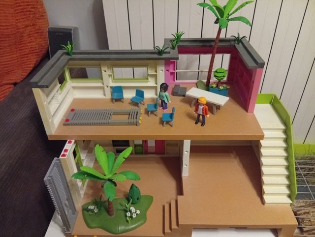 Mansión Moderna Playmobil City Life 5574