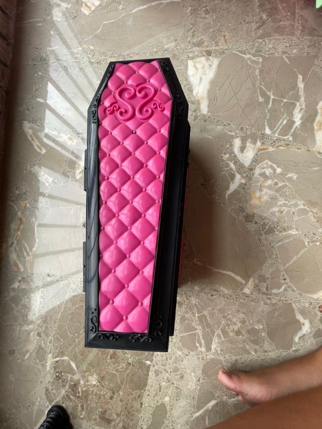 Ataúd Monster High