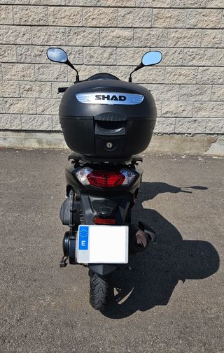 Moto 125. Peugeot Tweet 125i