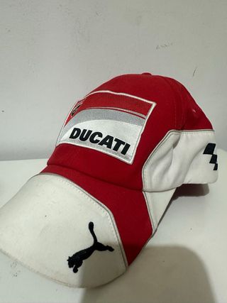 Gorra Ducati Puma Vintage Roja y Blanca