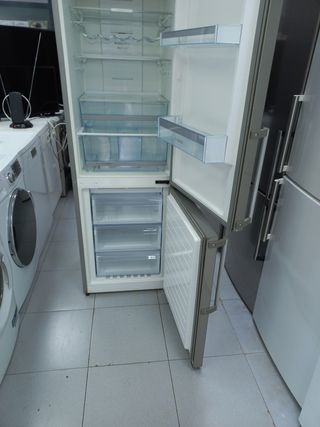 Nevera Bosch 2,m x 60cm nofrsot 