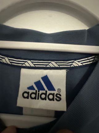 Camiseta Adidas vintage gris
