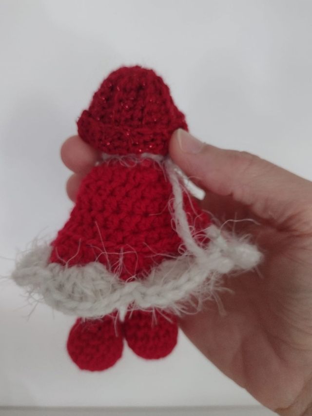 Bamboline Natalizie Amigurumi Fatte a Mano