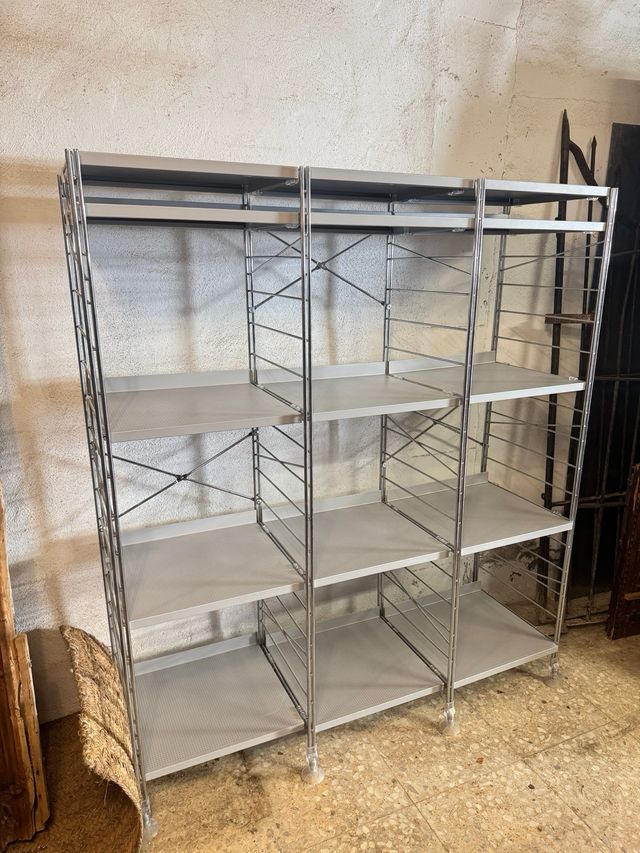 Estantería Vintage Metálica