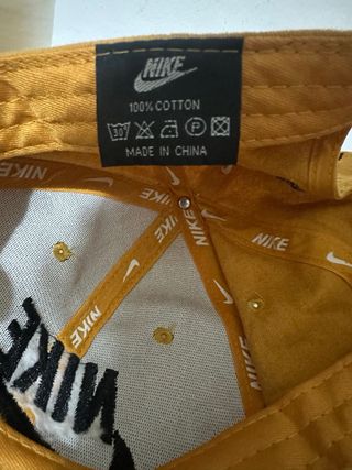 Gorra Nike Amarilla Vintage
