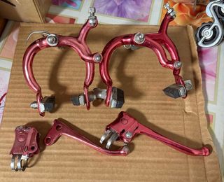 Conjunto Frenos BMX Rojo/Rosa
Tipo weinmann