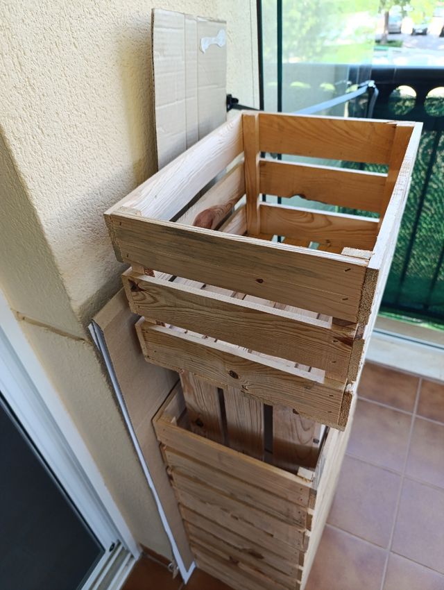 Cajones de madera apilables