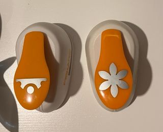 Pack Tijeras y Taladradoras Fiskars Manualidades