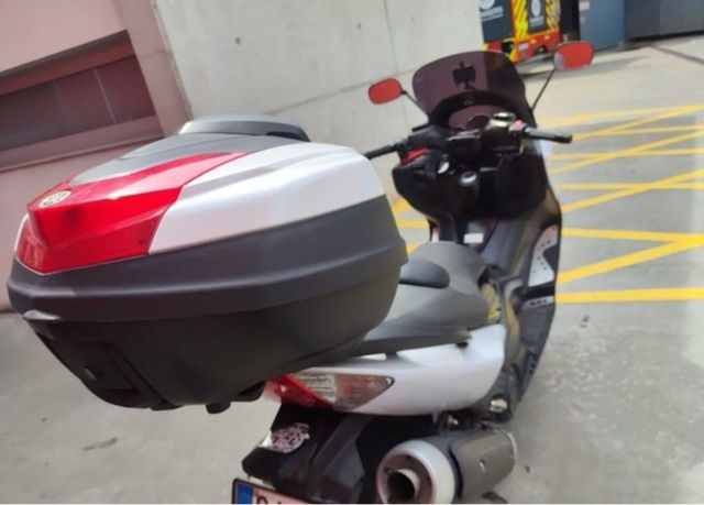 Yamaha T Max 500 Scooter