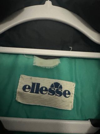 Chaqueta Ellesse Vintage Negra y Verde