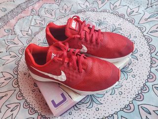 Zapatillas Nike Running Rojas Talla 36.5