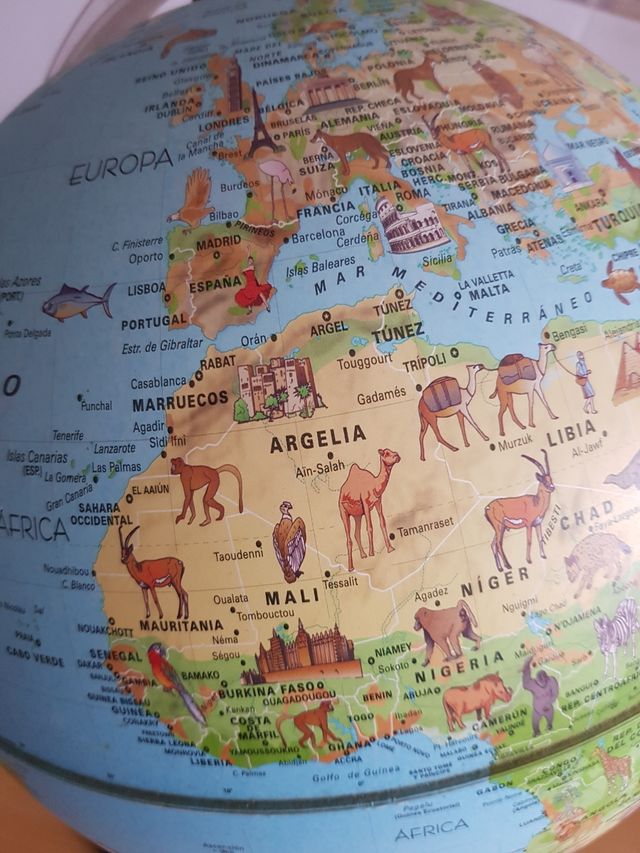 Globo terráqueo educativo