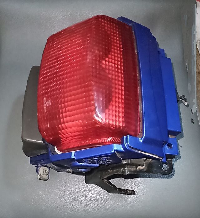 Piloto Trasero ZZR600