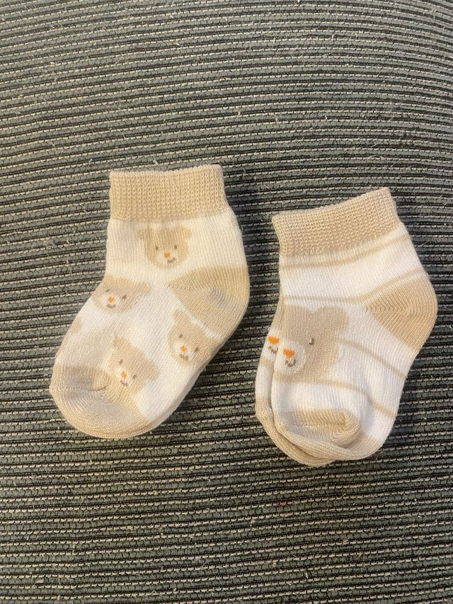 Conjunto bebé: 2 petos y 2 camisetas