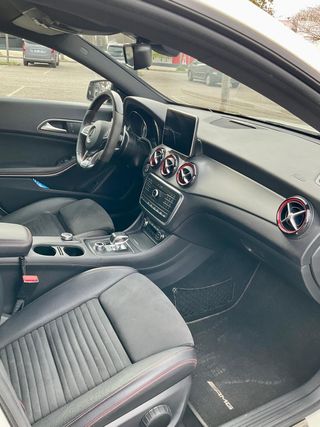 Mercedes-Benz Clase CLA Mercedes-AMG CLA 45 4MATIC