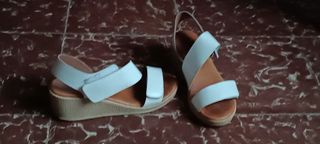 Sandalias de verano blancas