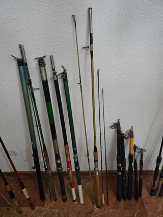 Lote de cañas de pesca