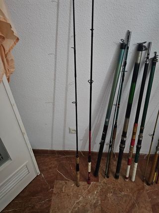 Lote de cañas de pesca