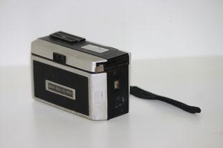 Cámara Kodak Instamatic 100