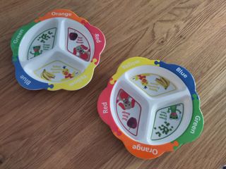 Dos platos para bebé con 3 compartimentos