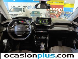 Peugeot 2008 PureTech 130 S&S Allure Pack EAT8 96 kW (130 CV)