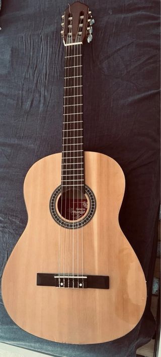 Guitarra Clásica Romanza Usada