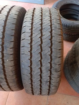 2 Neumáticos 235/65-16C 121/119R