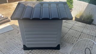 Caseta para perro de plástico