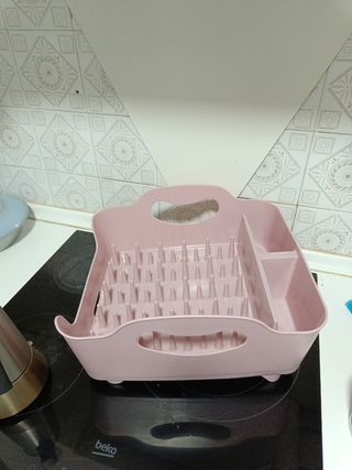 Escurridor de platos rosa